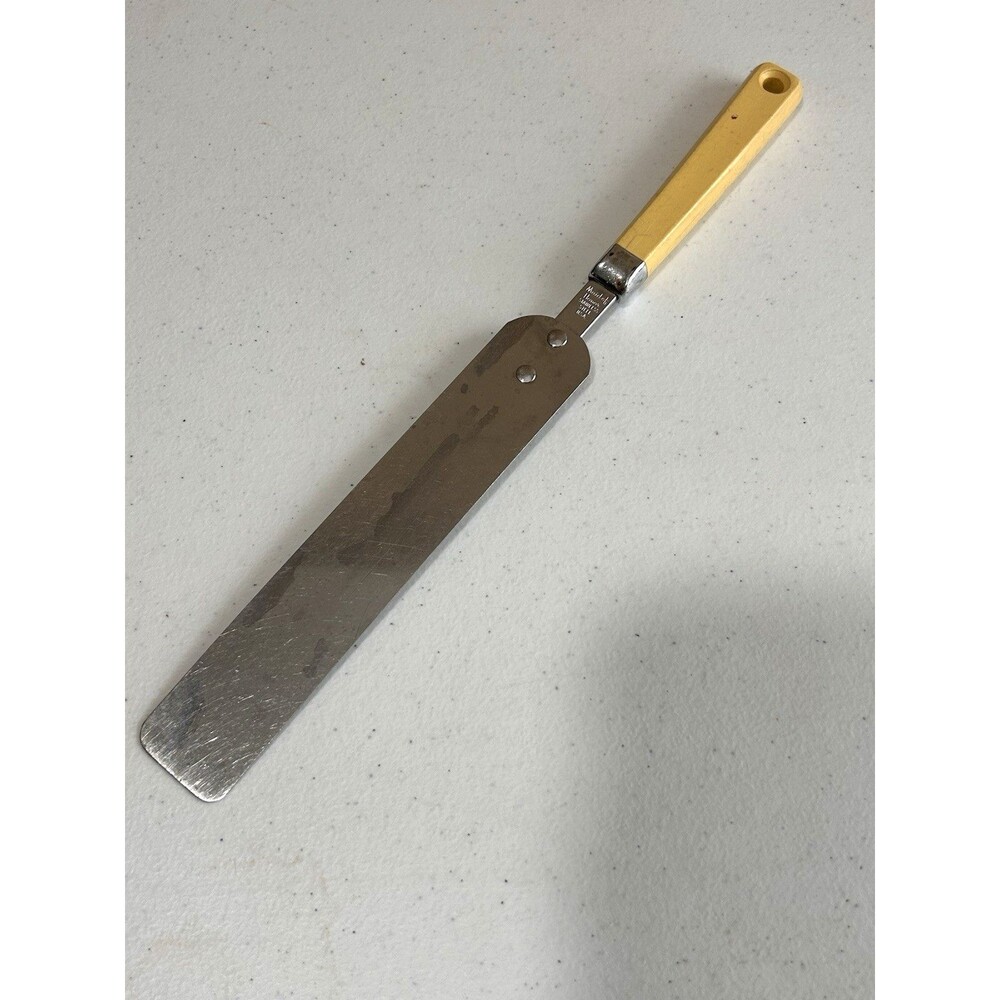 Vintage Maid of Honor Frosting Spatula Cake Icing Frosting Yellow Handle USA